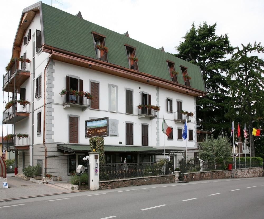 Hotel Ungheria Varese 1946 Exterior photo